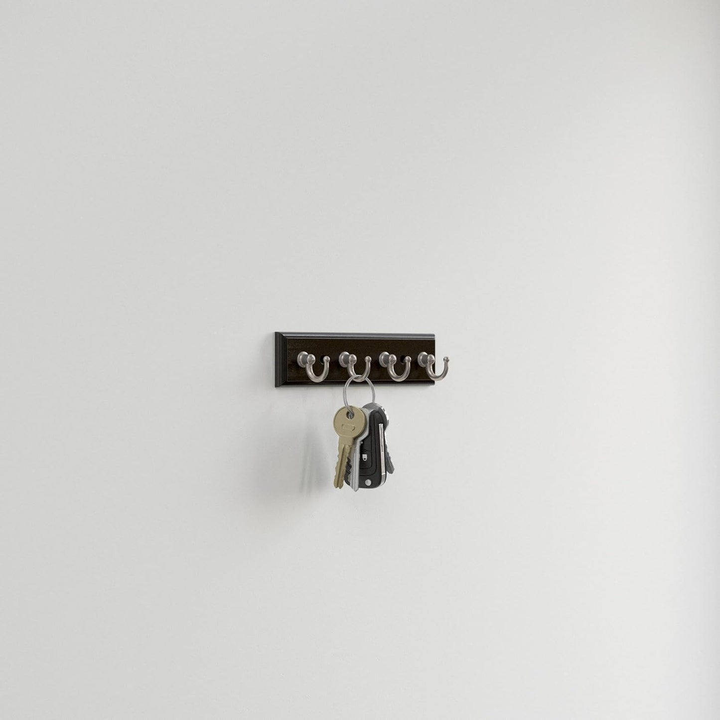 Franklin Brass Key Tidy (1-Pack) Pure White Holder 7' Wall Mount Small Item Rack 4 Hooks for Wall, Hallway, Entry Keychain Rail Organizer B46711K-PMN-R