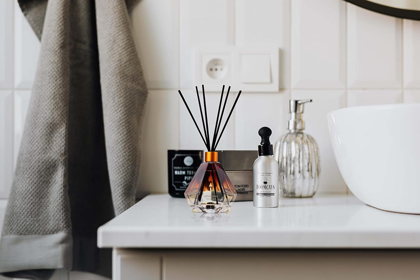 Reed Diffuser Set French Lavender Scent for Bathroom Accessories Shelf Decor & Air Fresheners, Sticks Defusers with 3.4 fl oz Essential Oils | Home Fragrance & Essentials