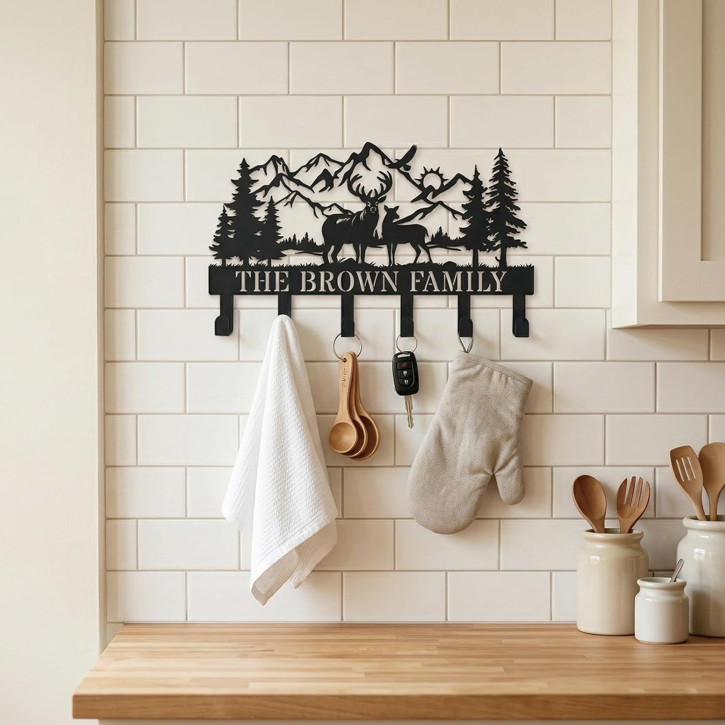 Deer Mountain Metal Key Holder Wall Mount Key Holder for Wall Rustic Cabin Decor Key Rack Hooks Hanger Woodland Wildlife Wall Art Entryway Organizer Housewarming Hunting Gifts