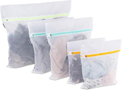 Mamlyn Mesh Laundry Bag for Delicates, Wash Bag for Underwear and Lingerie, Makeup Organizer Bag (2 Small)