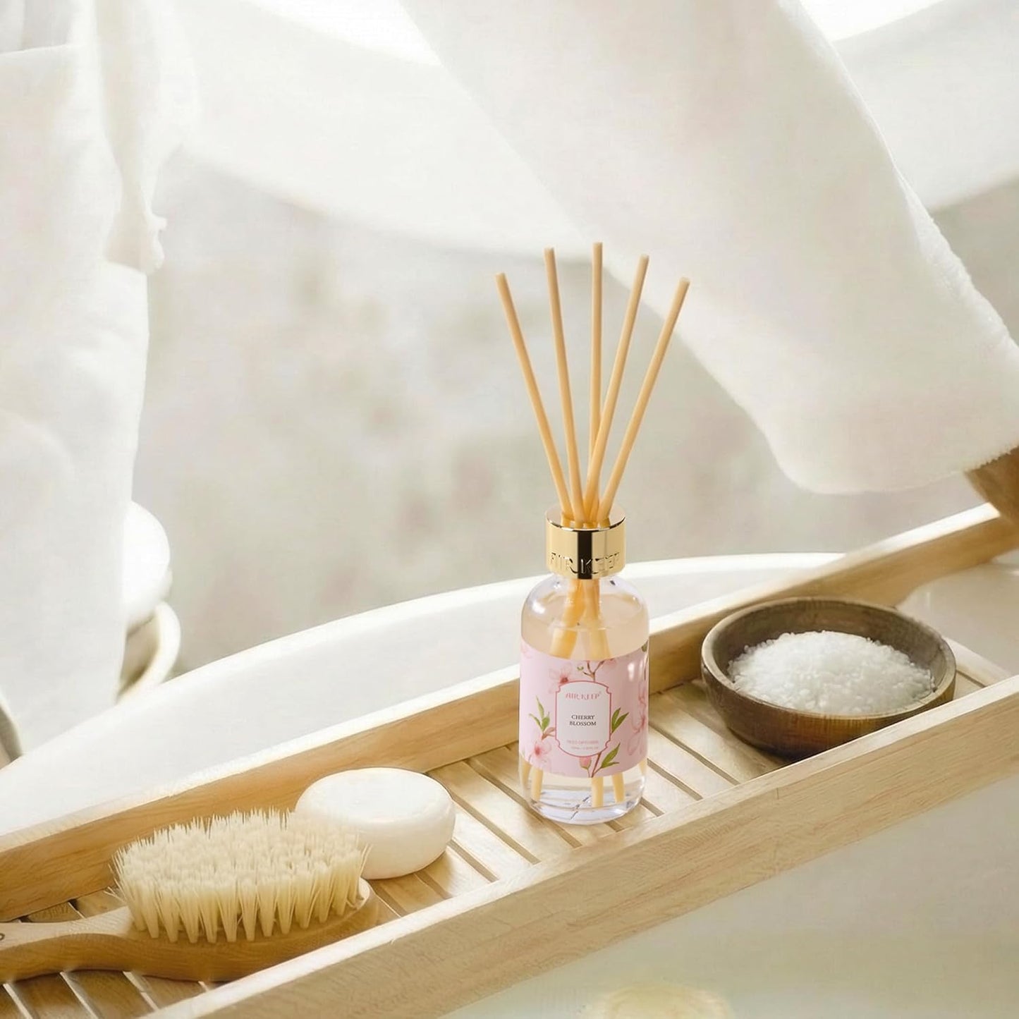 Airkeep Reed Diffuser Oil Set with Reed Sticks,Vanilla Aromatherapy Oil Scent Diffuser for Home Office Bathroom Decoration Perfume and Gifts 3.38 oz/100ml
