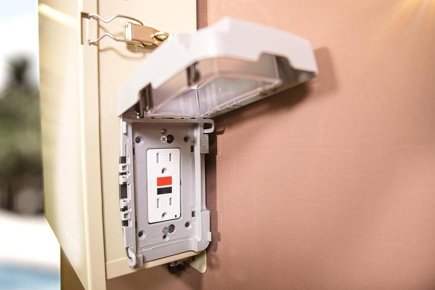 Intermatic WP6000W Low-Profile In-Use Weatherproof Cover, White - Durable Outdoor Outlet Protection | Expandable Design | Easy Installation