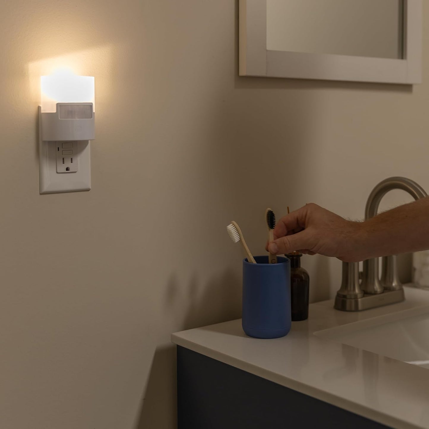GE LED Motion Sensor Night Light, Plug into wall, 40 Lumens, Soft White, UL-Certified, Energy Efficient, Ideal Nightlight for Bedroom, Bathroom, Kitchen, Hallway, 26140, Bronze, 1 Pack