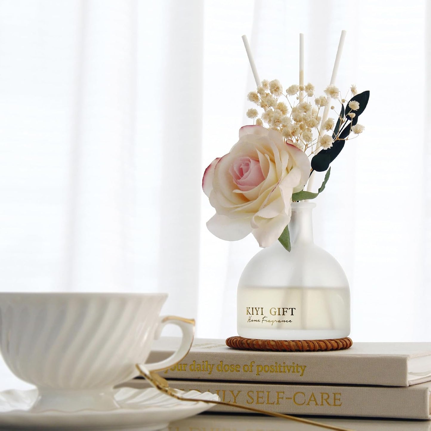 Reed Diffuser Set,4.06 oz Scent Flower Diffuser with 6 Sticks,Home Fragrance,Reed Diffuser for Bathroom Shelf Decor (Jasmine Rose)