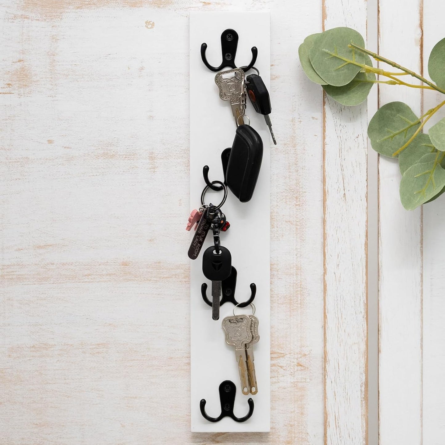 Yohsnor Vertical Key Holder for Wall - Mounted Wooden Key Rack Organizer with Hooks for Home Entryway, Laundry Room & Garage - Perfect Space-Saving Storage Solution for Keys, Wallets & Pet Leashes