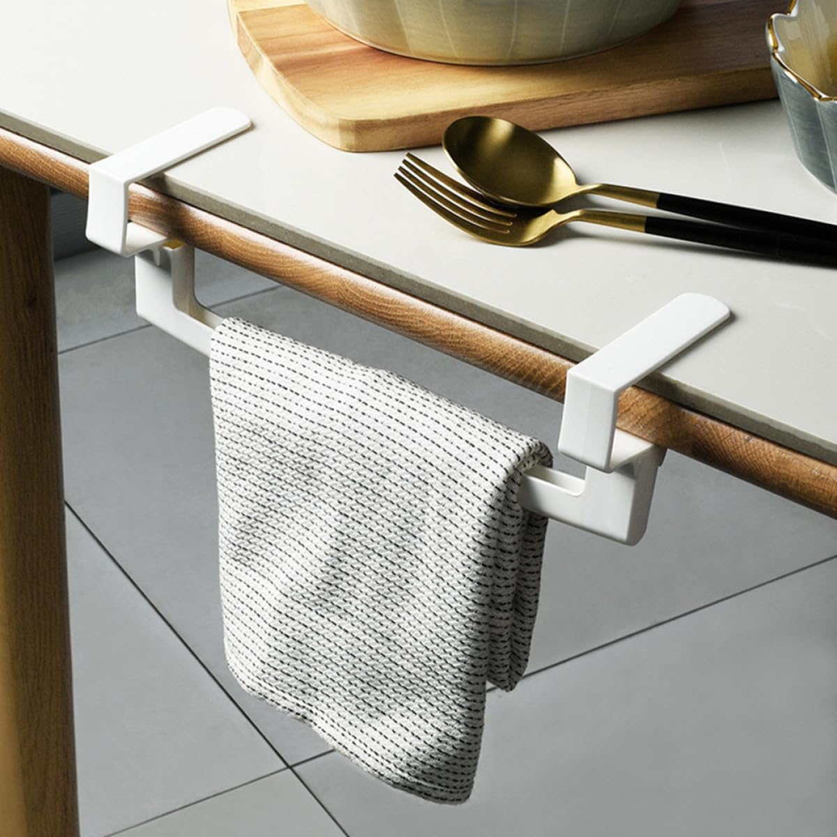 2 Pack Plastic Towel Holder Rack for Kitchen Cabinet Door Bathroom Dish Cloth Hanging Organizer Wall-Mounted Towel Bar and Cleaning Cloths