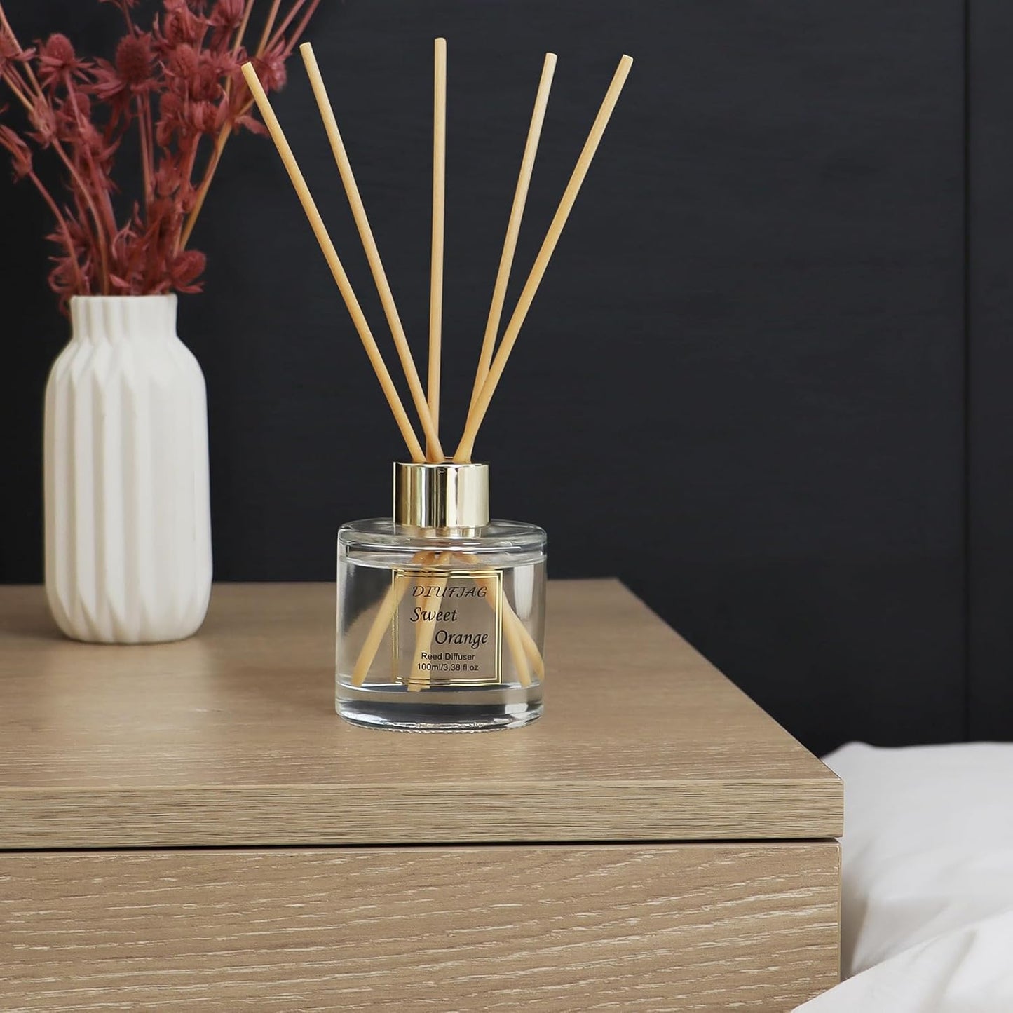 100ml Scent Diffuser with 6 Fiber Sticks, 3.5 oz Reed Diffuser Set Aromatherapy Fragrance Diffusers Air Fresheners for Home Bedroom Bathroom (Coconut)
