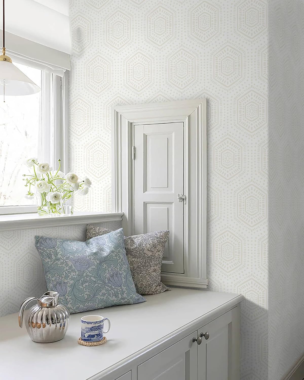 Heroad Boho Peel and Stick Wallpaper Beige Renter Friendly Wall Paper Peel and Stick Modern Contact Paper Neutral Geometric Wallpaper for Bedroom Bathroom Cabinets Decor Vinyl Waterproof 17.3"x78.7"