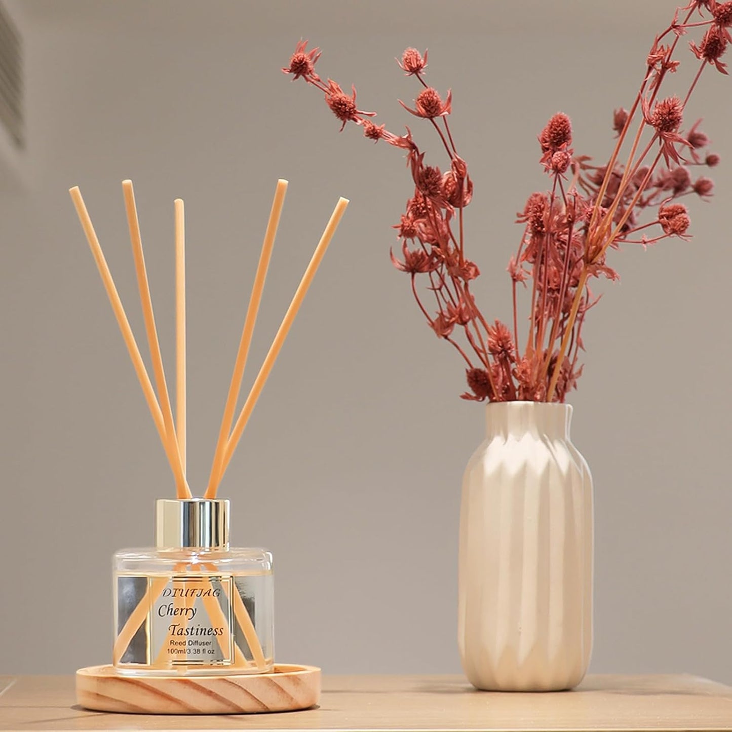 100ml Scent Diffuser with 6 Fiber Sticks, 3.5 oz Reed Diffuser Set Aromatherapy Fragrance Diffusers Air Fresheners for Home Bedroom Bathroom (Coconut)