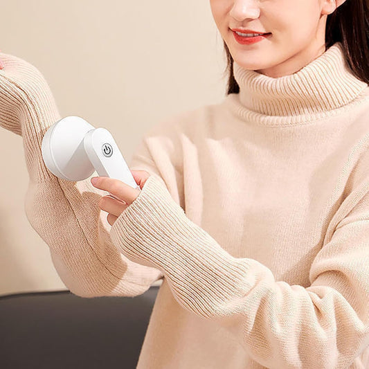 Pilling Remover, Fabric Shaver Rechargeable & Lint Remover Electric Clothes Shaver with Safety Lock 1200mAh Tool for Sweaters, Blankets, Couches (White)