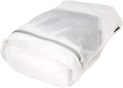 Laura Ashley Large Laundry Delicates with Zipper Closure to Protect Clothes Mesh Wash Bag, Clear, LA-92435