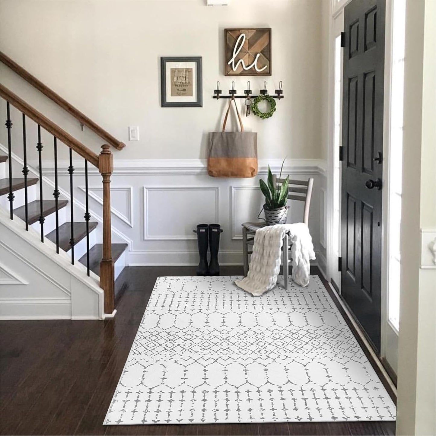 Lahome Moroccan Entry Rug 2x3, Non-Slip Washable Front Indoor Door Mat Rubber Backing Low-Profile Door Rugs, Small Geometric Print Distressed for Entryway Bathroom Kitchen, Black Hana