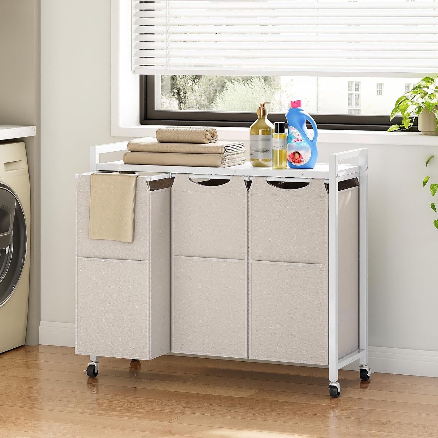 HOOBRO Laundry Sorter 3 Section, Laundry Hamper with Wheels, 3 × 11.5 Gal (43.5 L), Rolling Laundry Basket, Pull-Out and Removable Oxford Fabric Laundry Bags, Rustic Brown and Black BF76XY01