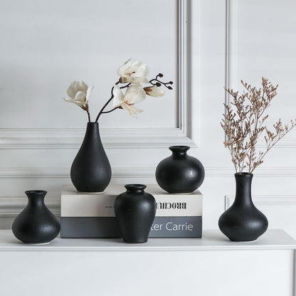 Tanvecle Small White Vases, Ceramic Bud Vase Set of 5, Mini Pottery Vases for Pampas Grass, Flowers, Decorative Vases for Home Modern Decor, Rustic Decor, Veses for Living Room Dining Table Shelves