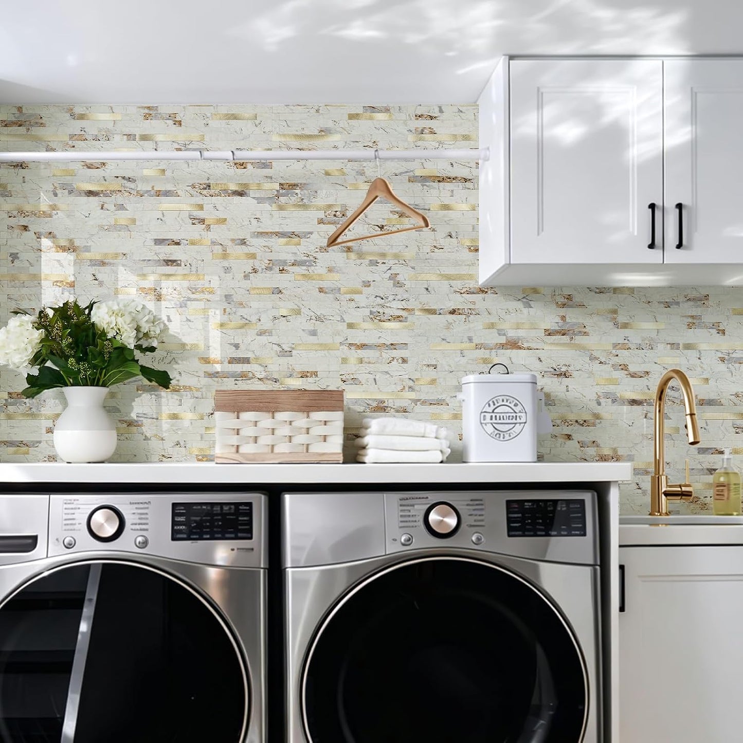 STICKGOO 20 Sheets Peel and Stick Backsplash Tile, Stick on Backsplash for Kitchen and Bathroom, White Sandstone Look PVC Mixed Metal Gold Self Adhesive Wall Tiles