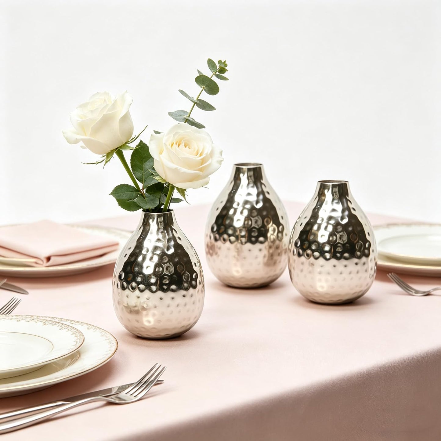 Hosley Small Cream Metal Tote Vase – Set of 4, 4.5" Long Decorative Mini Vases for Dried Floral Arrangements, Coffee Tables, Side Tables & Home Décor Accents