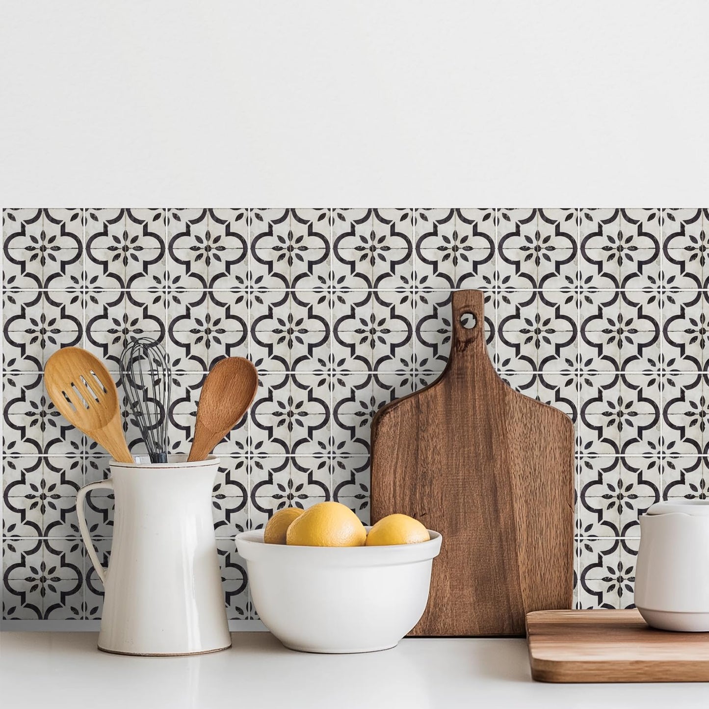 Peel‑and‑Stick Kitchen Backsplash Tiles, 30 PCS 4x4 Inch Neutral Boho Moroccan Decals – Self‑Adhesive Waterproof Vinyl Stickers for Walls & Stair Risers, Easy DIY Upgrade (Beige)