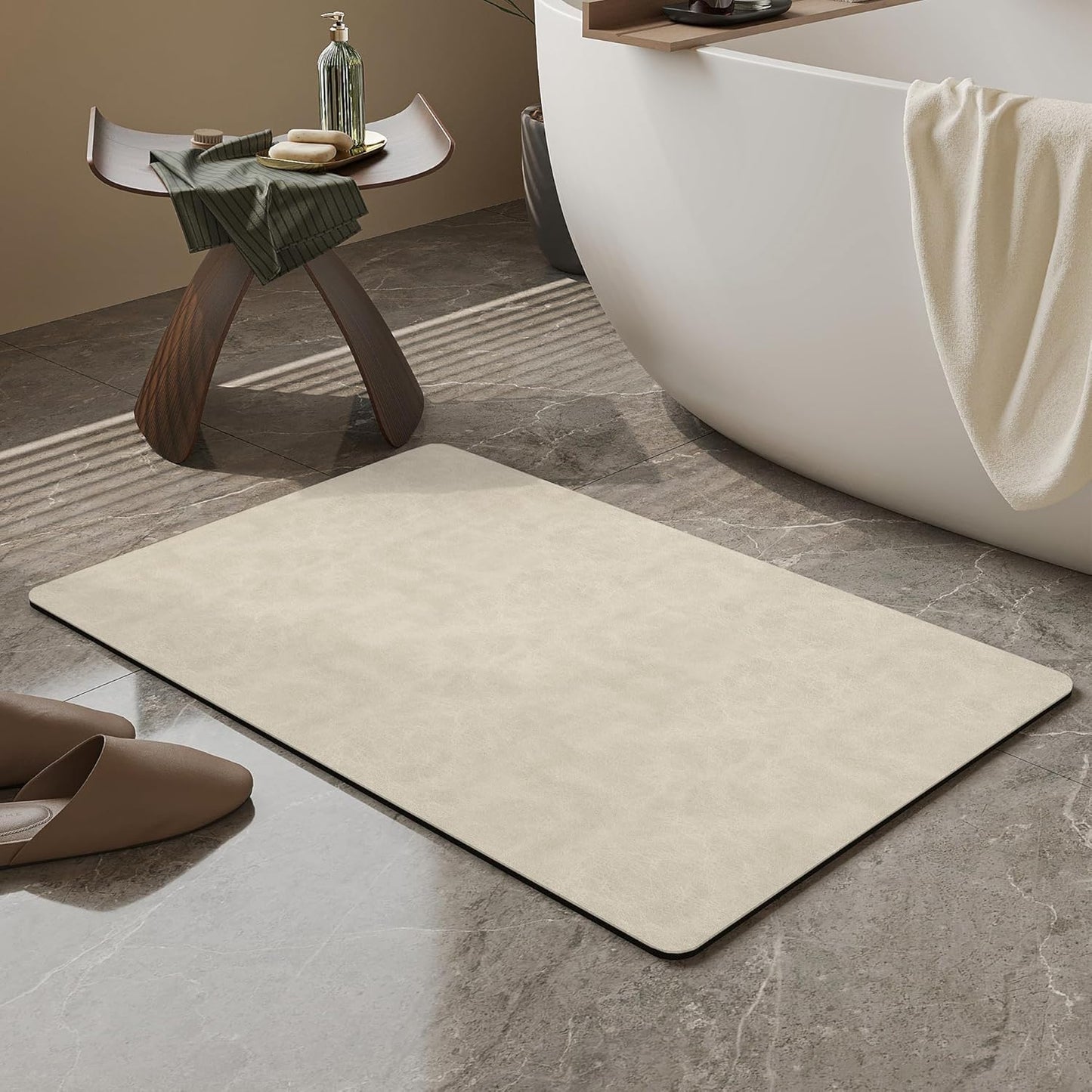 Mecko Bath Mat Rug, Rubber Non-Slip Quick Dry Absorbent Thin Bathroom Rugs Fit Under Door Bathroom Floor Mats-Shower Rug for in Front of Bathtub, Sink, Shower Room(Light Grey,16"x24")