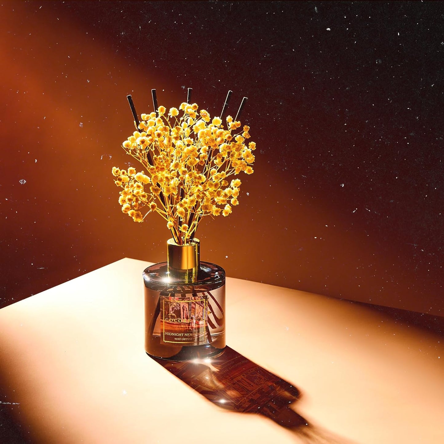 Cocorrina Reed Diffuser Set, Flower Reed Diffuser Sandalwood Rose 6.7 oz, Scented Diffuser with Sticks Home Fragrance Essential Oil for Bathroom Shelf Decor, Living Room, Large Room, 1pack