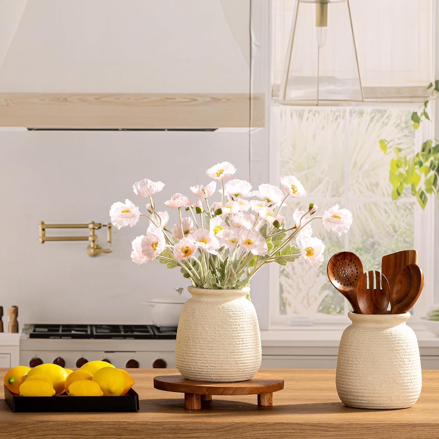 Ceramic Flower Vase, Small Rustic Farmhouse Vases Home Decor, Short Pottery Decorative Pampas Vase for Table Living Room Entryway Mantel Bookshelf Bedroom Bathroom Kitchen - 6" W