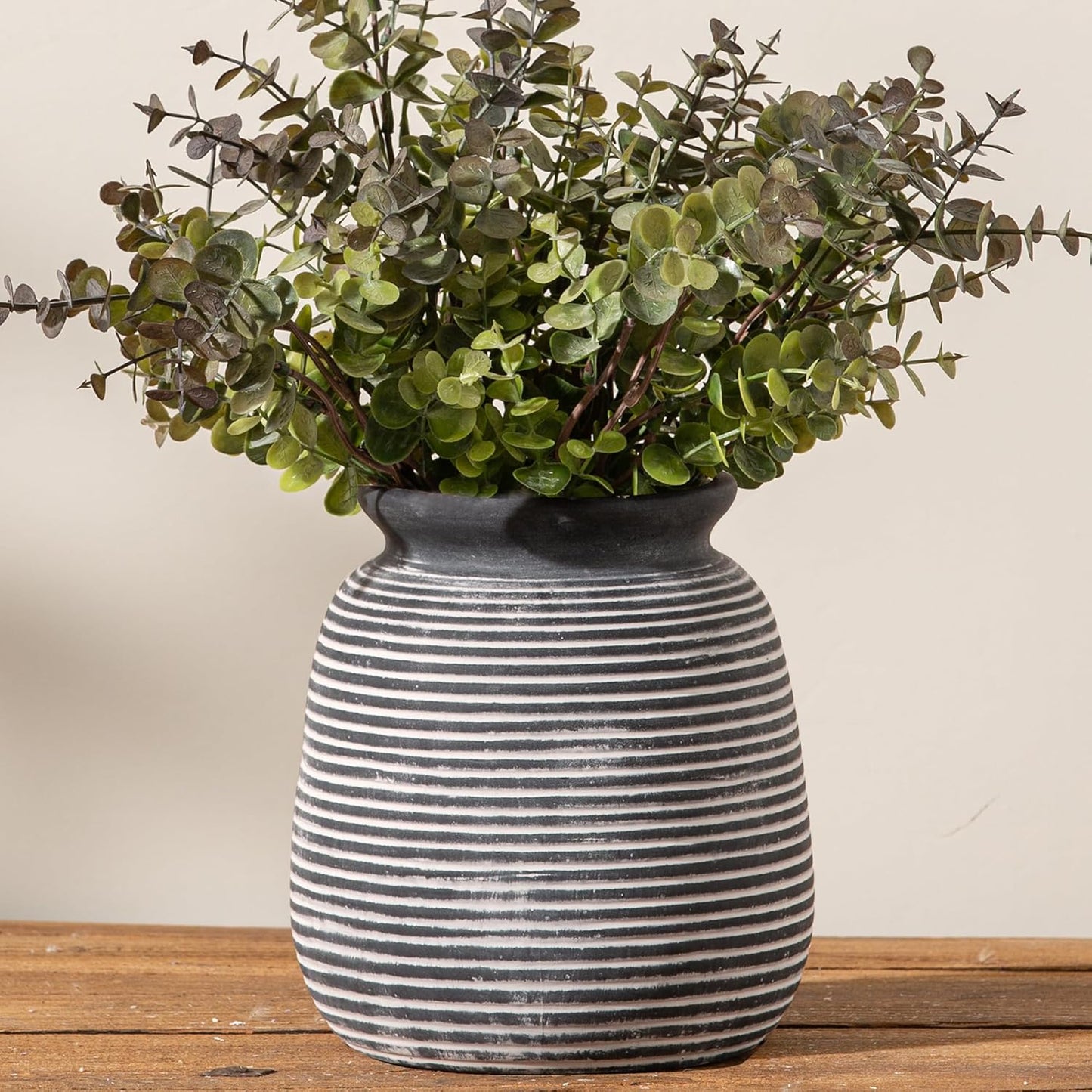 Ceramic Flower Vase, Small Rustic Farmhouse Vases Home Decor, Short Pottery Decorative Pampas Vase for Table Living Room Entryway Mantel Bookshelf Bedroom Bathroom Kitchen - 6" W