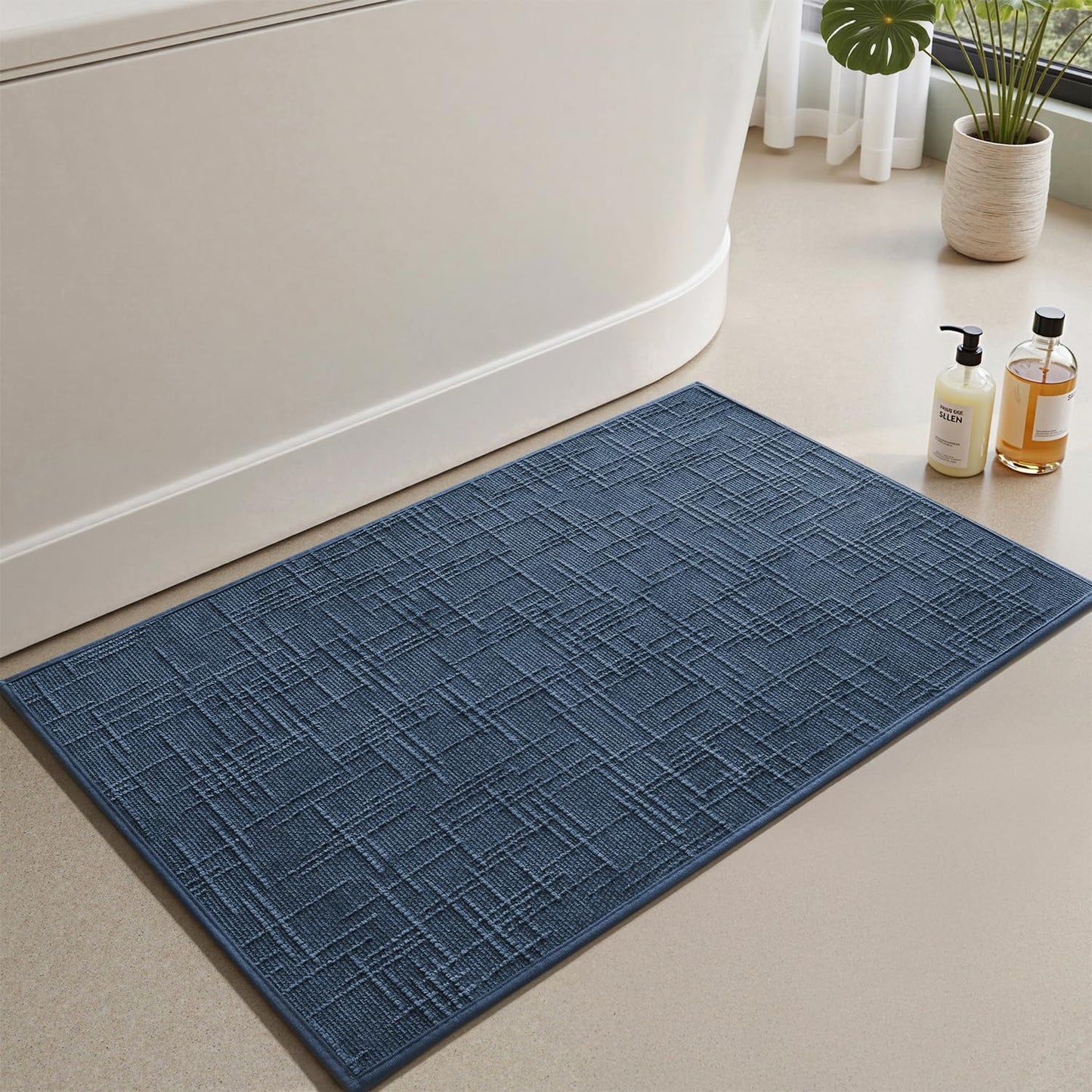 AMOAMI Bath Mat Non Slip Super Absorbent Quick Dry Bath Mats for Bathroom Floor Rubber Backing Washable Bathroom Rugs Modern Woven Jacquard Mat, Beside Tub Bath Rugs, 17" x 24", LightGrey