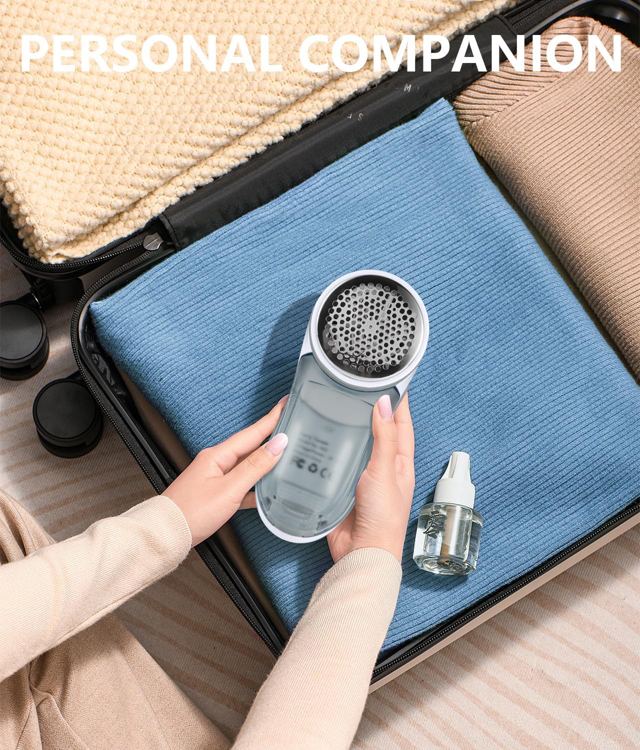 Fabric Shaver, Electric Lint Remover for Clothes & Furniture, Sweater Shaver & Pilling Remover, Depiller with 2 Extra Blades Included, Lint Shaver for Clothing - Battery Operated