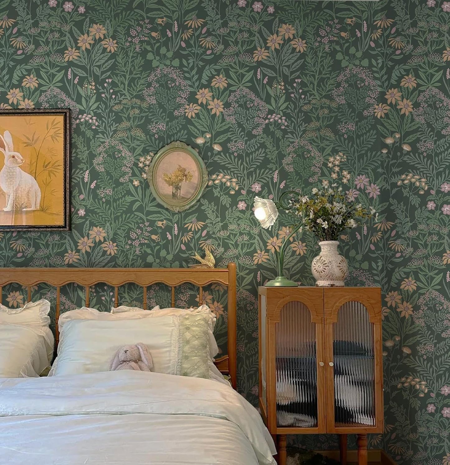 Safiyya Peel and Stick Wallpaper Floral Green and White Leaf Contact Paper for Cabinets 17.3"x 78.7" Self Adhesive Removable Wallpaper for Bathroom Renter Friendly Wall Paper Vinyl Roll