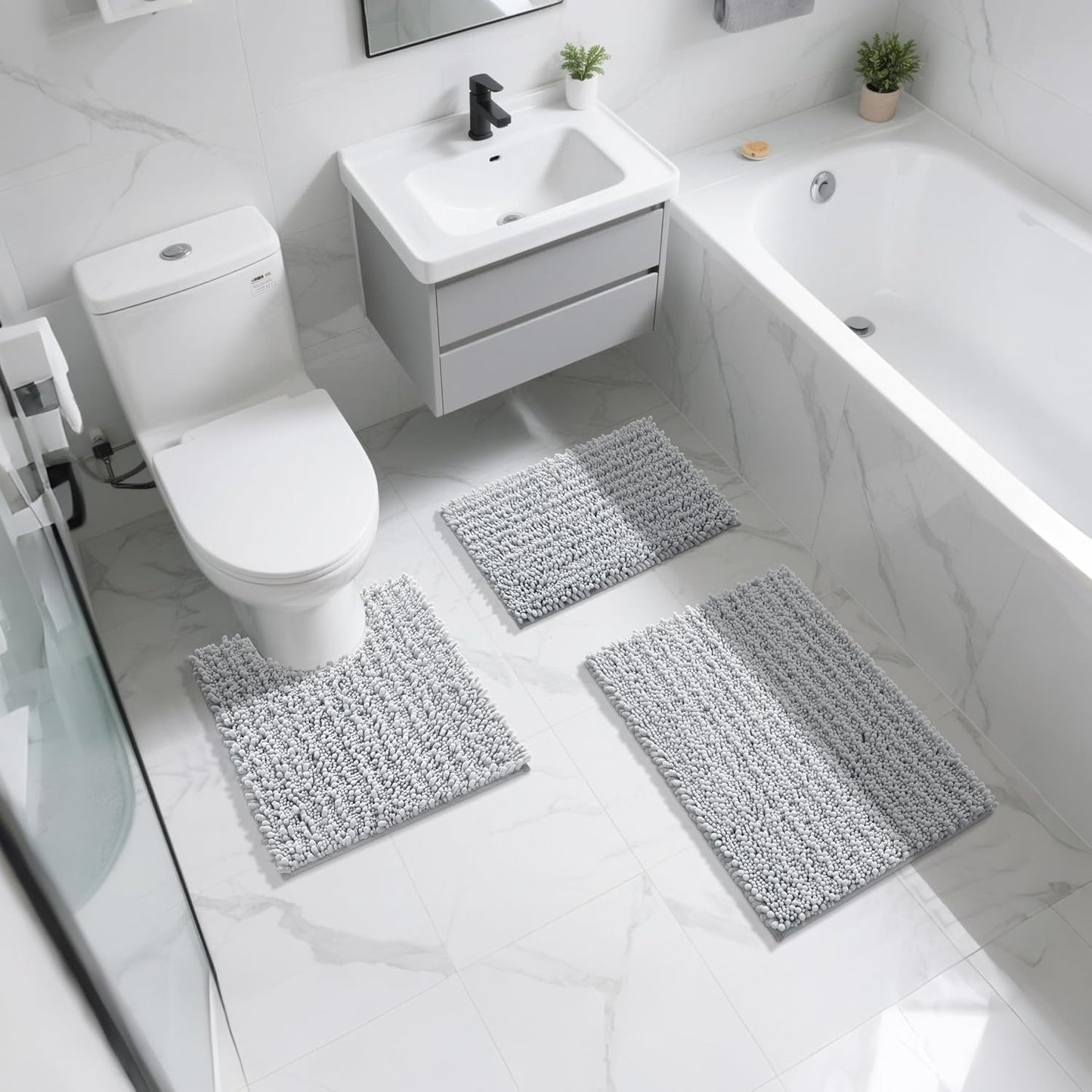 Yimobra Bathroom Rugs Non Slip Washable - Ultra Soft Absorbent Chenille Bath Mat, Quick Dry Shaggy Floor Carpet for Tub Shower, Gray Home Decor Accessories, 24x17 Inch