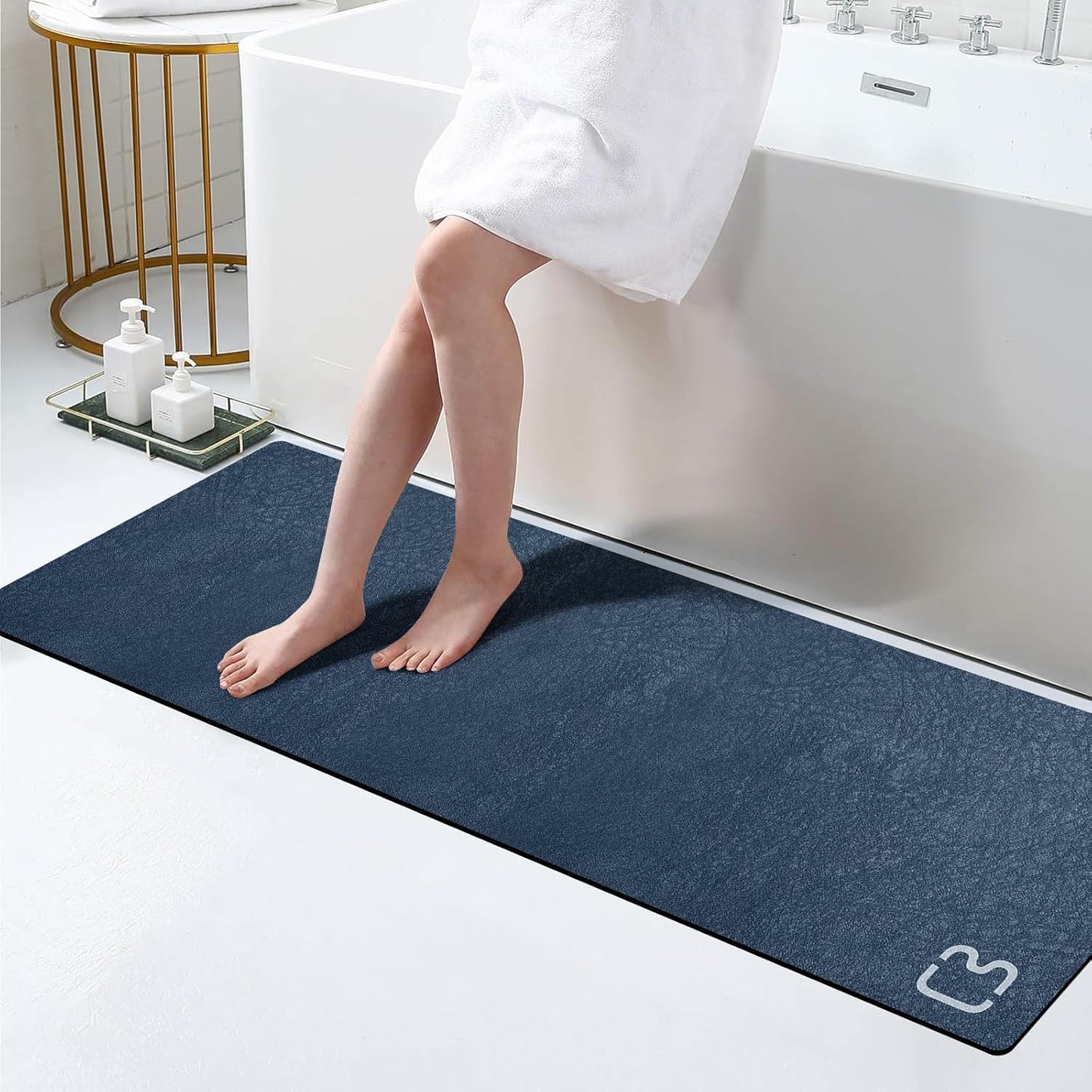 Diatomaceous Earth Bath Mat Rugs Super Absorbent Diatomite Stone Bath Mat Non Slip Quick Dry Thin Bathroom Mat Fit Under Door, Floor Rugs in Front of Bathtub, Shower Room, Sink,15.7"x23.6", Grey