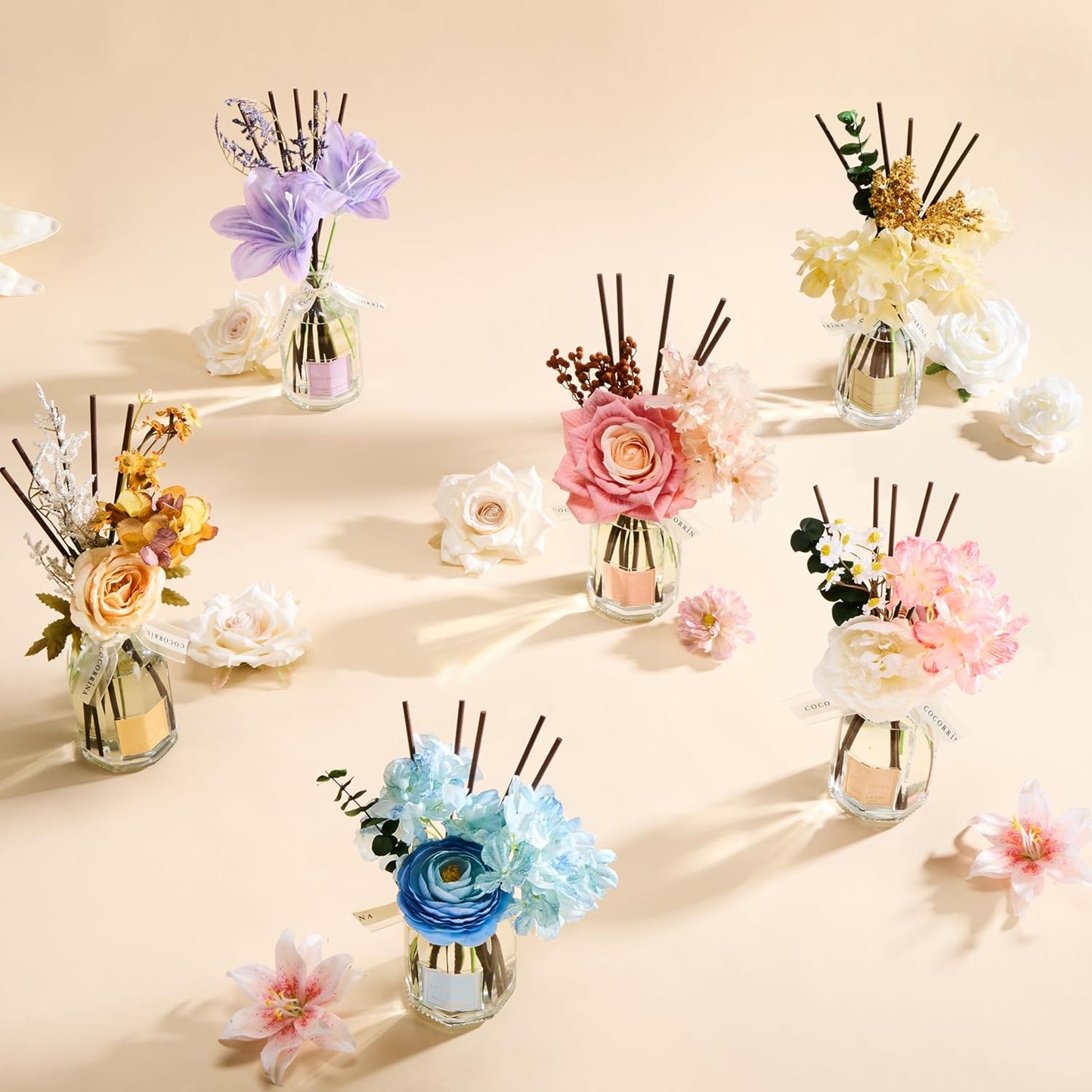 COCORRÍNA Reed Diffuser - Cashmere Vanilla 8.5 Fl.oz Flower Reed Diffuser with Sticks, Bedroom Bathroom Shelf Decor (Floral Basket Collection)