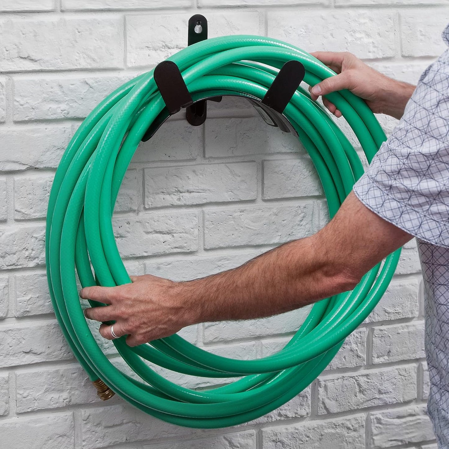 Liberty Garden Products 125-Feet of 5/8-Inch Tan Liberty 691-2 Basic Wall Mount Garden Hose Butler-Holds 125-F