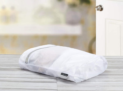 Laura Ashley Large Laundry Delicates with Zipper Closure to Protect Clothes Mesh Wash Bag, Clear, LA-92435