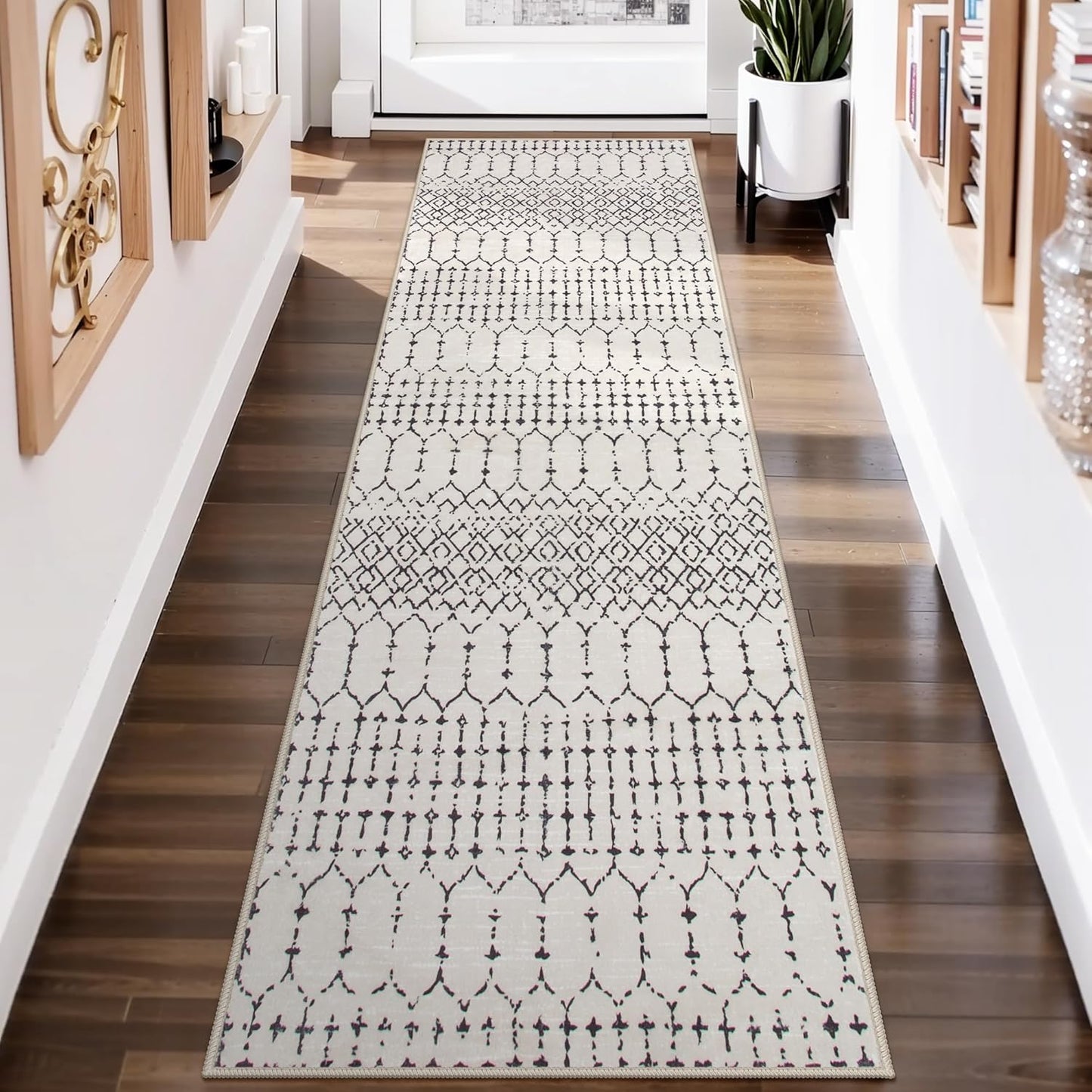 Lahome Moroccan Entry Rug 2x3, Non-Slip Washable Front Indoor Door Mat Rubber Backing Low-Profile Door Rugs, Small Geometric Print Distressed for Entryway Bathroom Kitchen, Black Hana