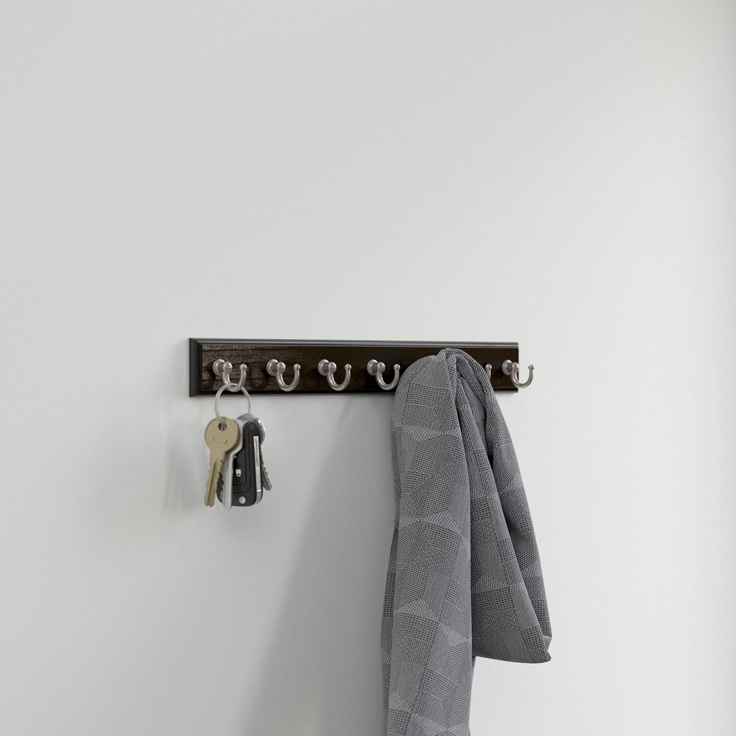Franklin Brass Key Tidy (1-Pack) Pure White Holder 7' Wall Mount Small Item Rack 4 Hooks for Wall, Hallway, Entry Keychain Rail Organizer B46711K-PMN-R