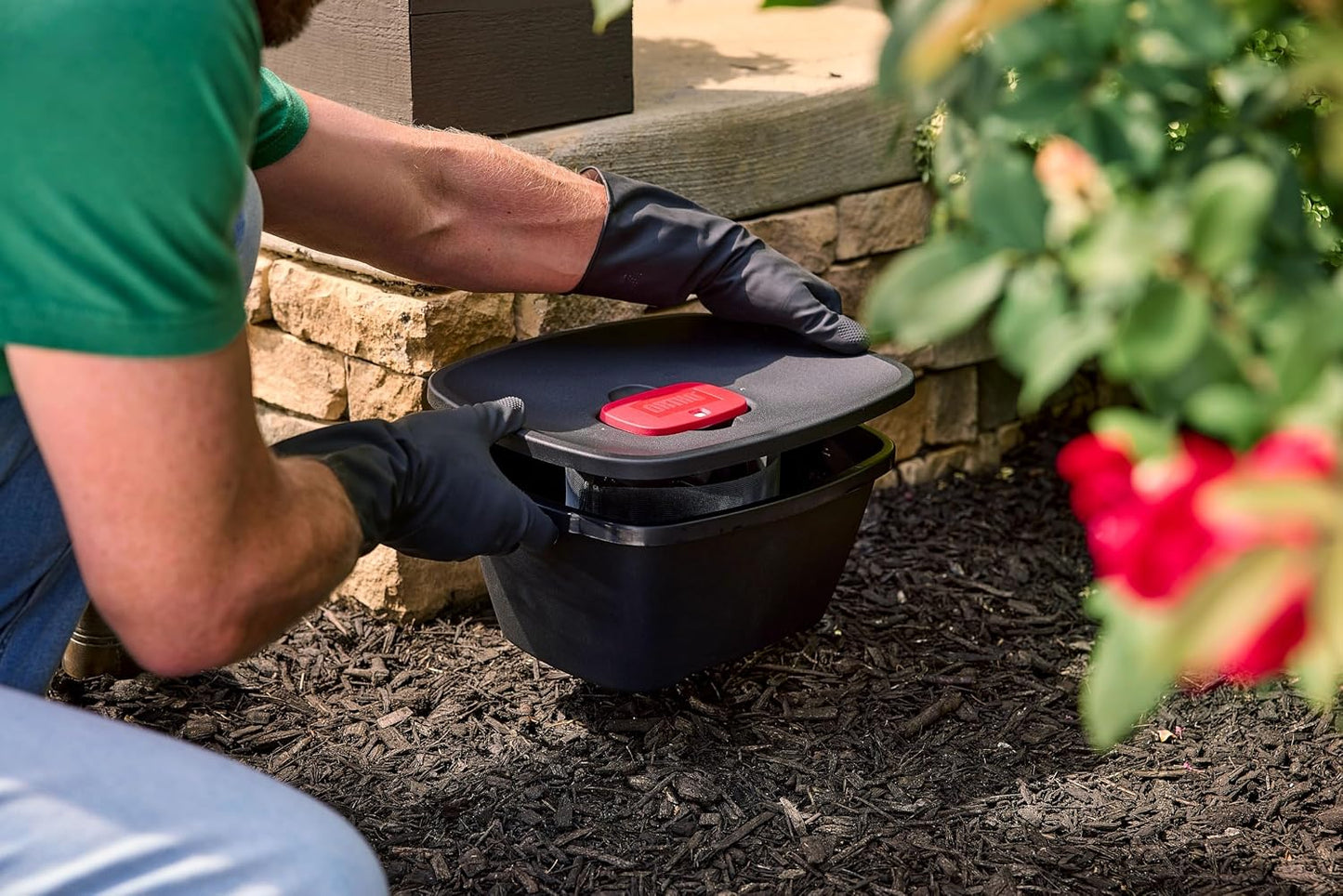 Ortho Home Defense Mosquito Kill and Prevent - Controls Mosquitoes and Larvae, Silent, Easy-to-Use, Mosquito Killer Protects up to 4,300 sq. ft., 1 Station & 2 Bands for 2 Months Protection