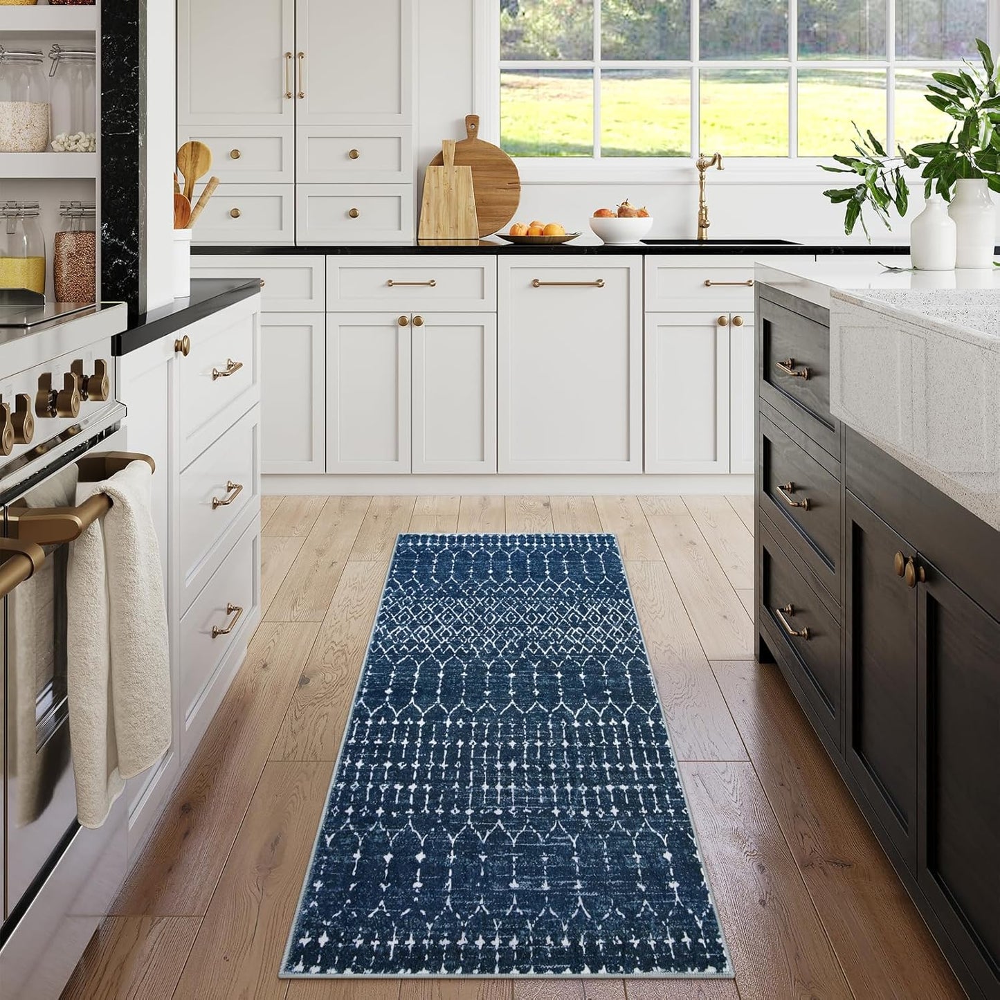 Lahome Moroccan Entry Rug 2x3, Non-Slip Washable Front Indoor Door Mat Rubber Backing Low-Profile Door Rugs, Small Geometric Print Distressed for Entryway Bathroom Kitchen, Black Hana