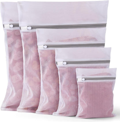 3 Pack XXL Mesh Laundry Bags for Delicates, Extra Large Laundry Wash Bags for Clothes,Bed Linen,Toys with Drawstring Closure Sturdy(3 XXLarge 28 x 26 Inches)