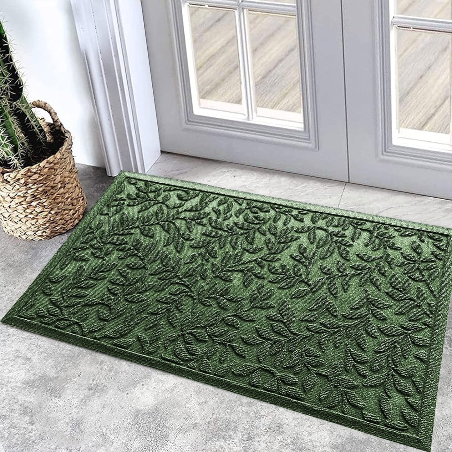 Bulijojo Sturdy Front Entrance Doormats,Durable Heavy Duty Welcome Mat,Thick Absorbent Natural Rubber Non Slip Mat,Easy Clean Entryway Mat 17x30 Inch Leaves Green