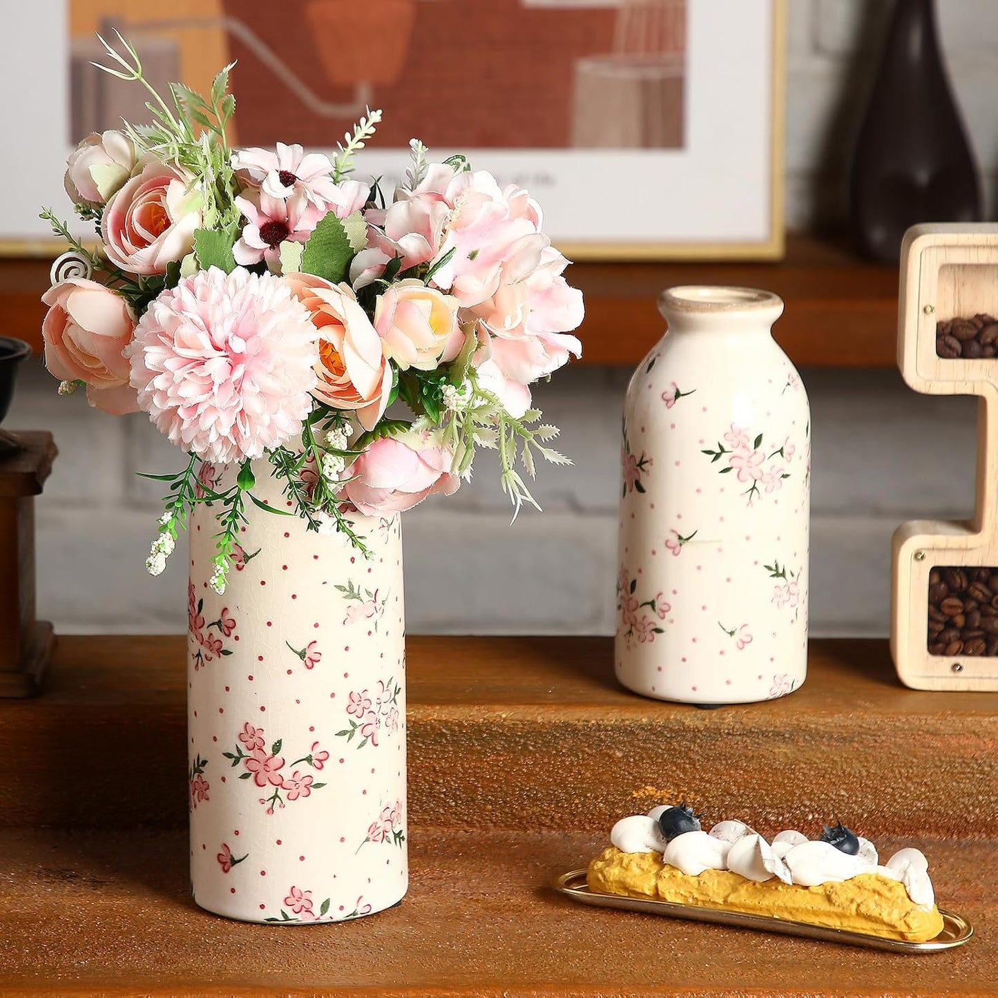 2 Pcs Ceramic Small Vase Rustic Farmhouse Vase Boho Vases Home Decoration for Your Kitchen Bedroom Office Bathroom & Shelf Centerpiece Table Decorative(Simplicity)