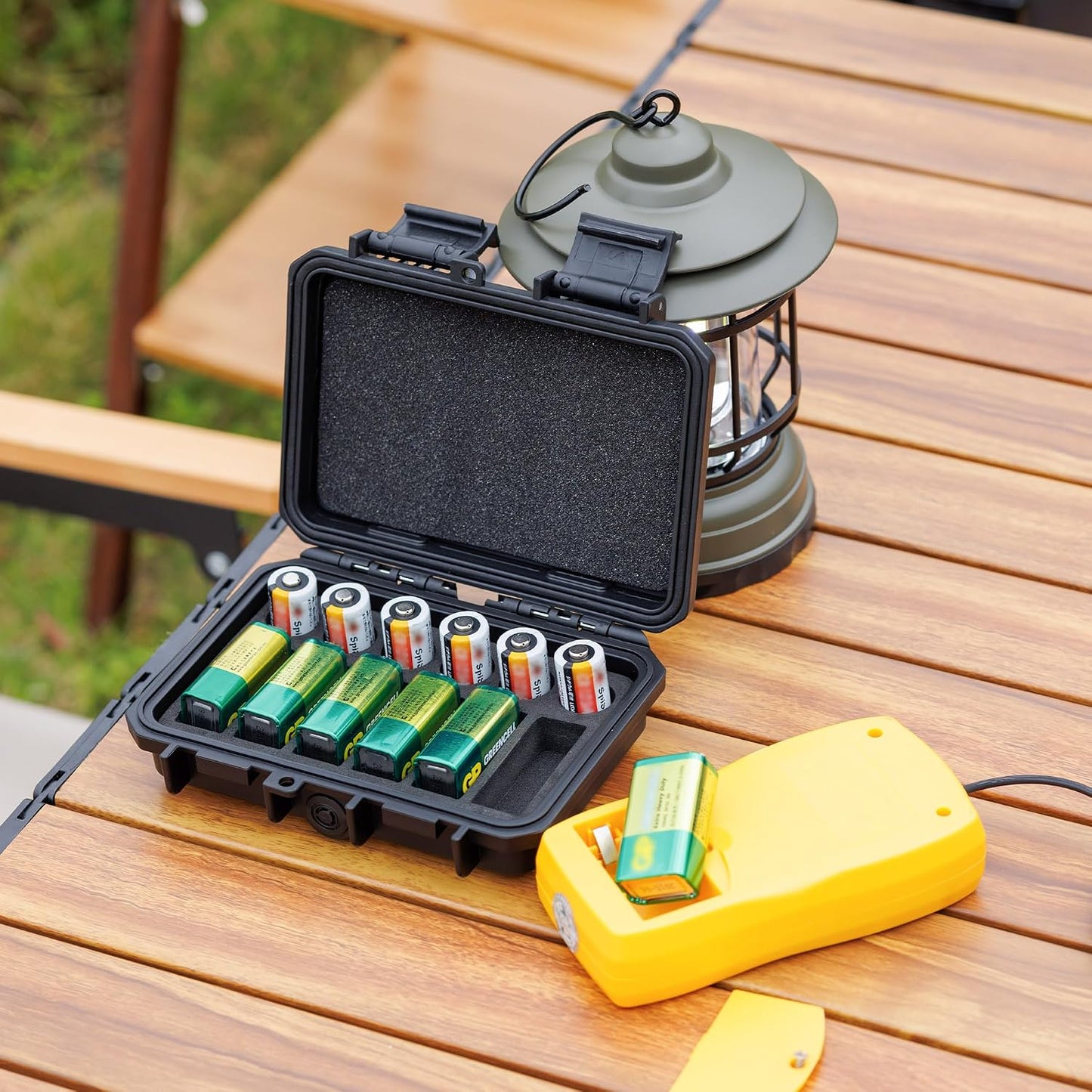 24 Slots CR2 CR123 CR123A Lithium Battery Organizer Case, IP67 Waterproof Hard Case for CR17345/CR16340/CR18350/CR15270(CR2) Explosionproof Batteries Storage Holder for Household Outdoor Camping
