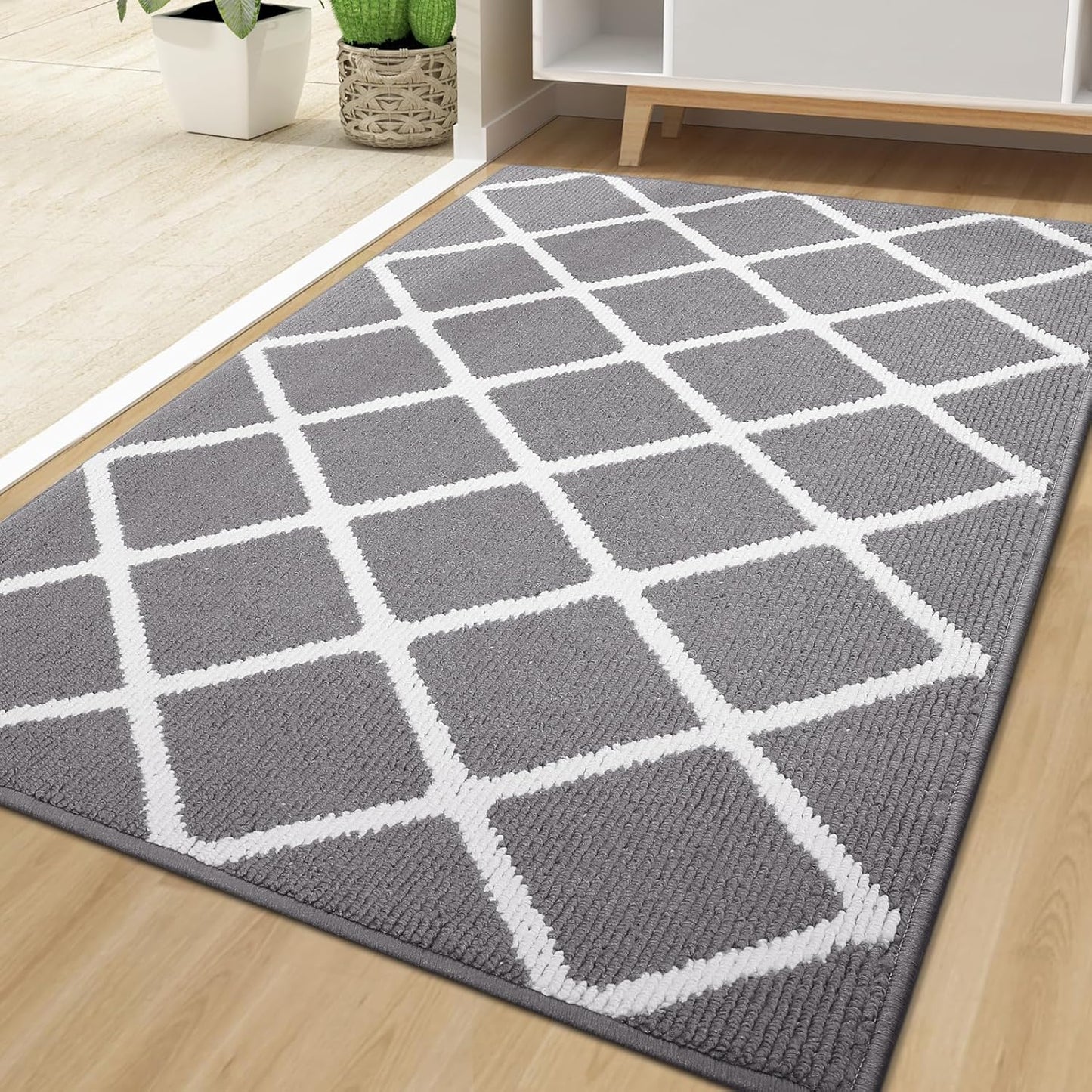 Finchitty Indoor Door Mat, Dirt Resistant and Absorbent, Low-Profile, Non-Slip, Washable Inside Floor Mats for Front Door, Back, and Entrance, 32" x 20", Grey