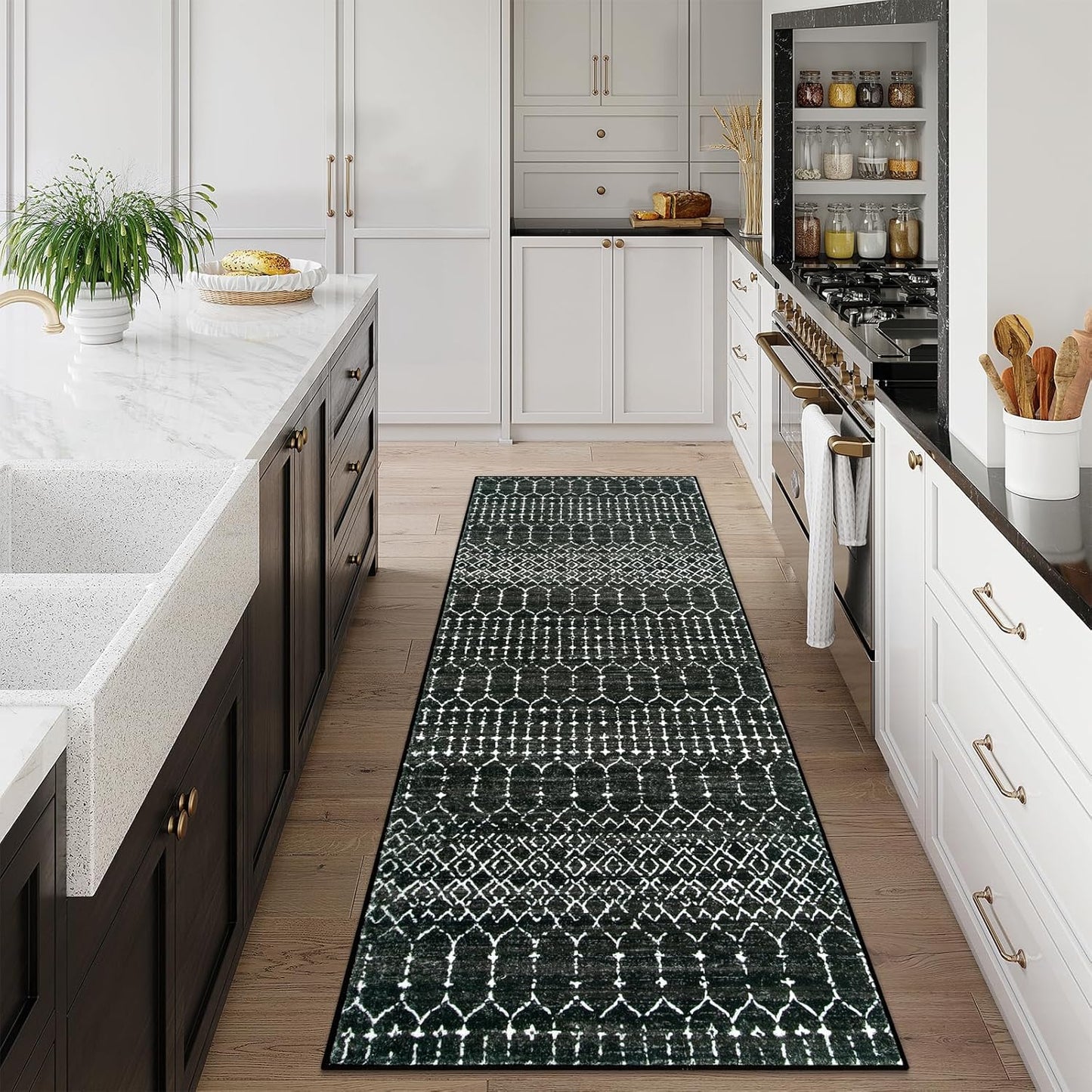 Lahome Moroccan Entry Rug 2x3, Non-Slip Washable Front Indoor Door Mat Rubber Backing Low-Profile Door Rugs, Small Geometric Print Distressed for Entryway Bathroom Kitchen, Black Hana