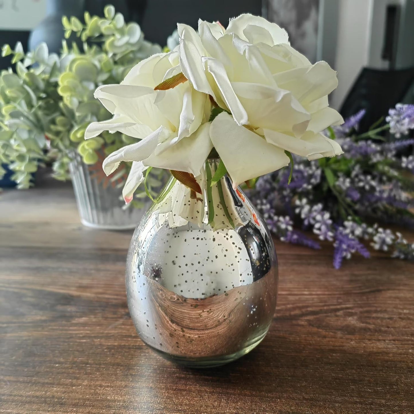 Hosley Small Cream Metal Tote Vase – Set of 4, 4.5" Long Decorative Mini Vases for Dried Floral Arrangements, Coffee Tables, Side Tables & Home Décor Accents