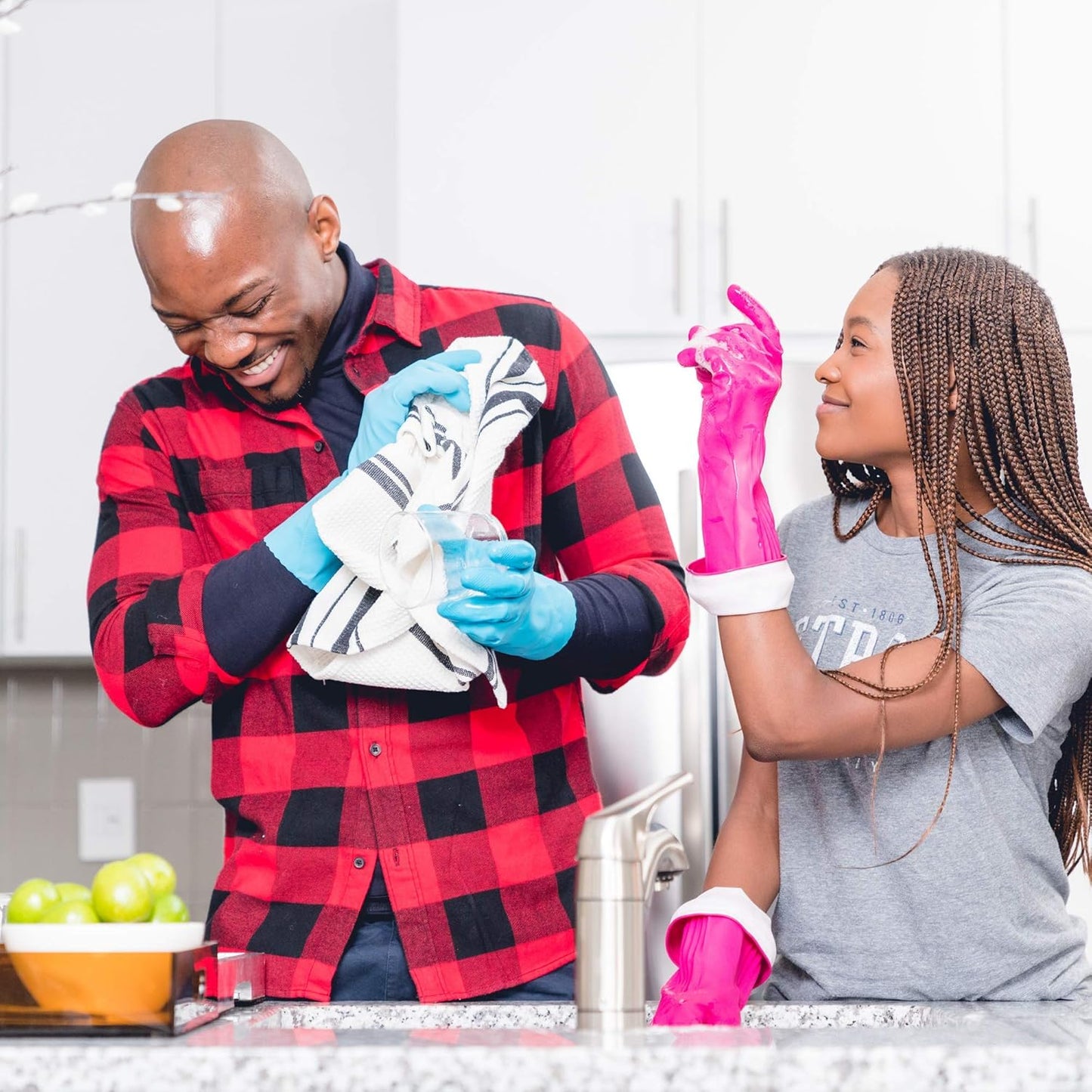 Playtex Living Reuseable Rubber Cleaning Gloves, Premium Protection (Large, Pairs - 2) Color may vary