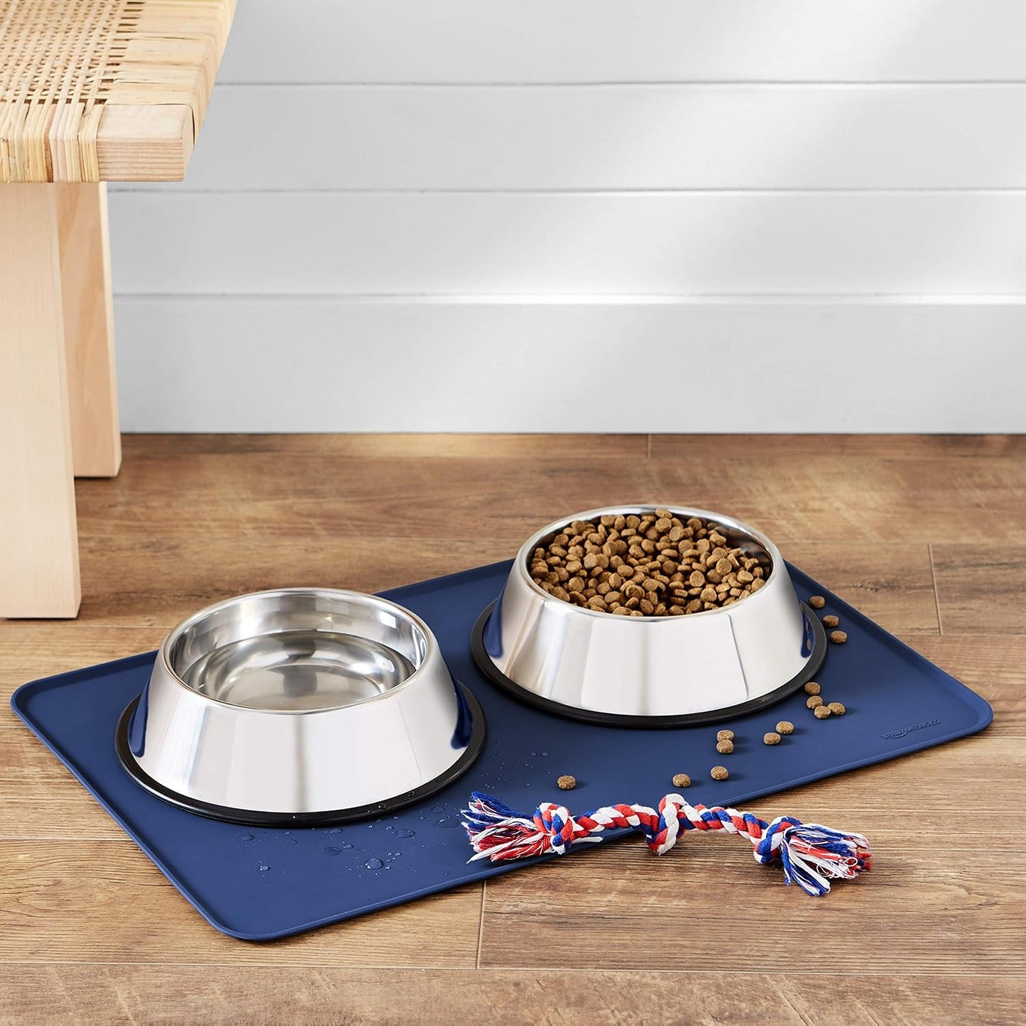 Amazon Basics Waterproof Non-Slip Silicone Pet Feeding Mat with Raised Edges for Food and Water Bowls, Easy to Clean Pet Placemat to Protect Floors, 18.5" x 11.5", Black