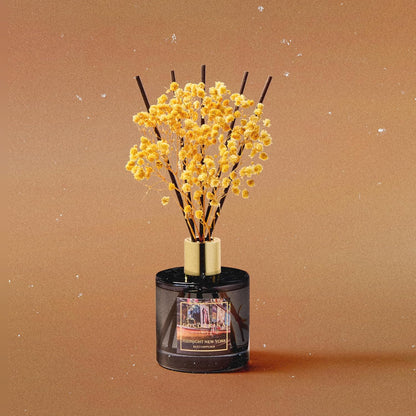 Cocorrina Reed Diffuser Set, Flower Reed Diffuser Sandalwood Rose 6.7 oz, Scented Diffuser with Sticks Home Fragrance Essential Oil for Bathroom Shelf Decor, Living Room, Large Room, 1pack