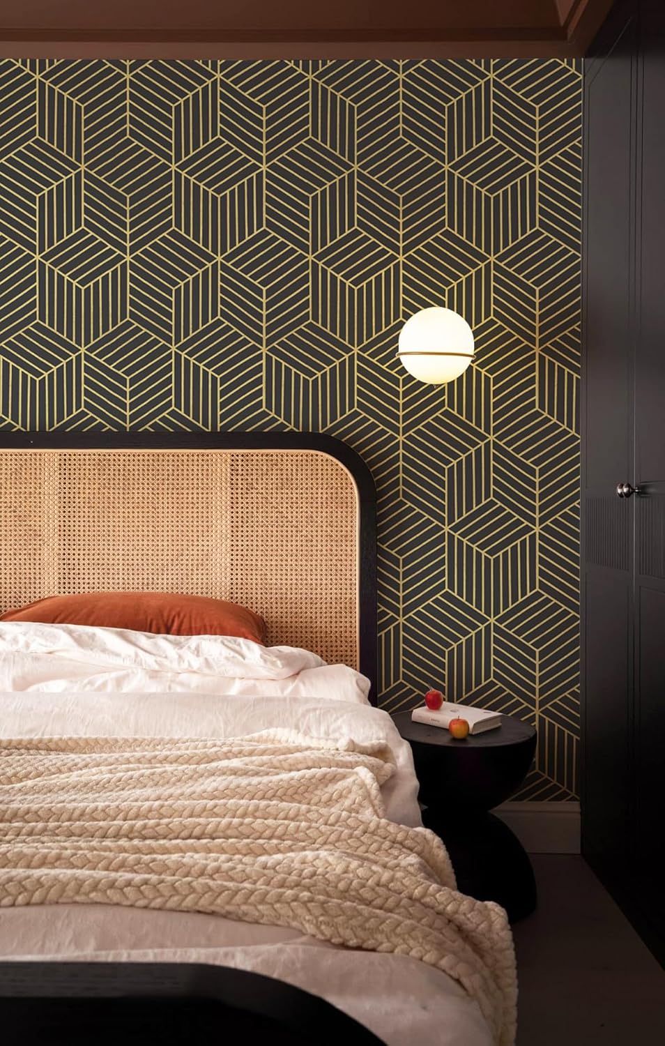 CiCiwind Wallpaper Peel and Stick Modern White and Gold Contact Paper Peel and Stick Geometric Removable Self Adhesive Wall Paper for Bedroom Renter Friendly Papel Tapiz para Pared 15.7"x118"