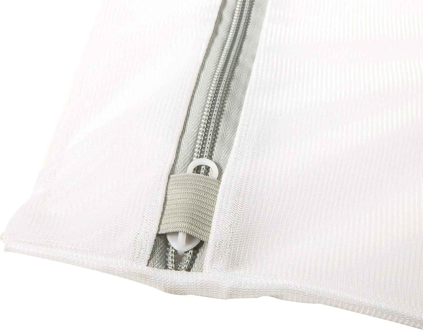 Laura Ashley Large Laundry Delicates with Zipper Closure to Protect Clothes Mesh Wash Bag, Clear, LA-92435