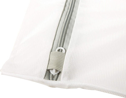 Laura Ashley Large Laundry Delicates with Zipper Closure to Protect Clothes Mesh Wash Bag, Clear, LA-92435